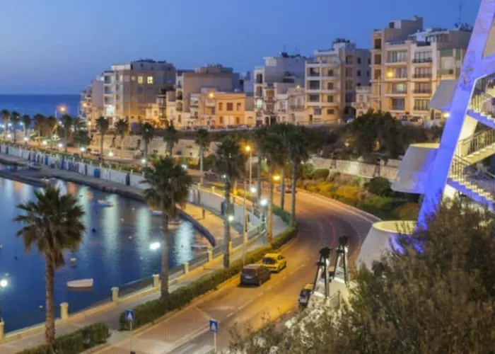 Maisonette With Backyard * Σεντ Πόλς Μπέι