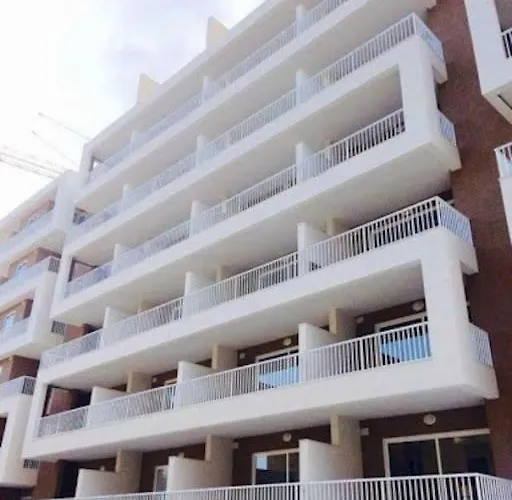 Maisonette With Backyard